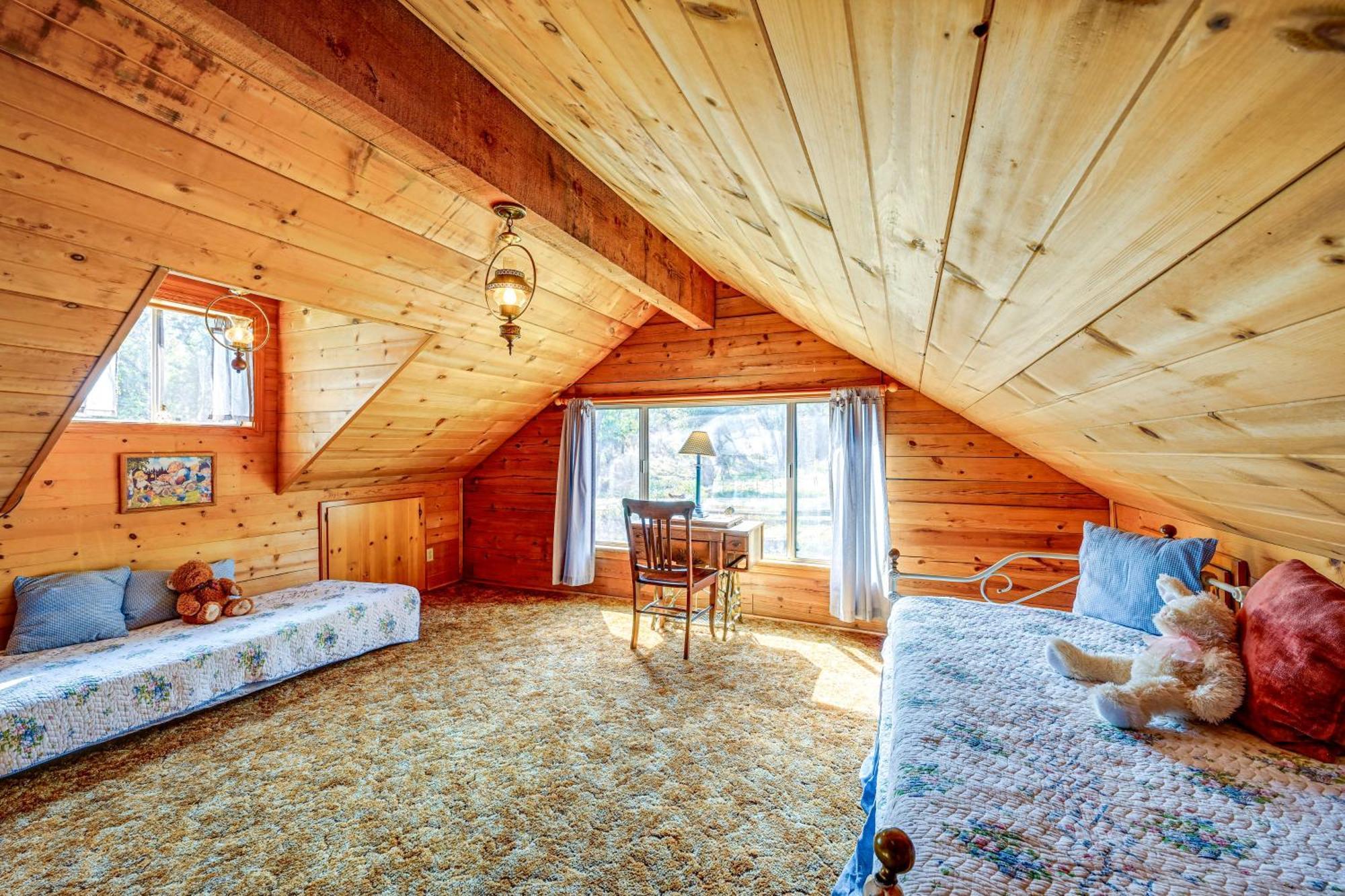 Cozy Family-Friendly Badger Retreat With Fireplace! Екстериор снимка