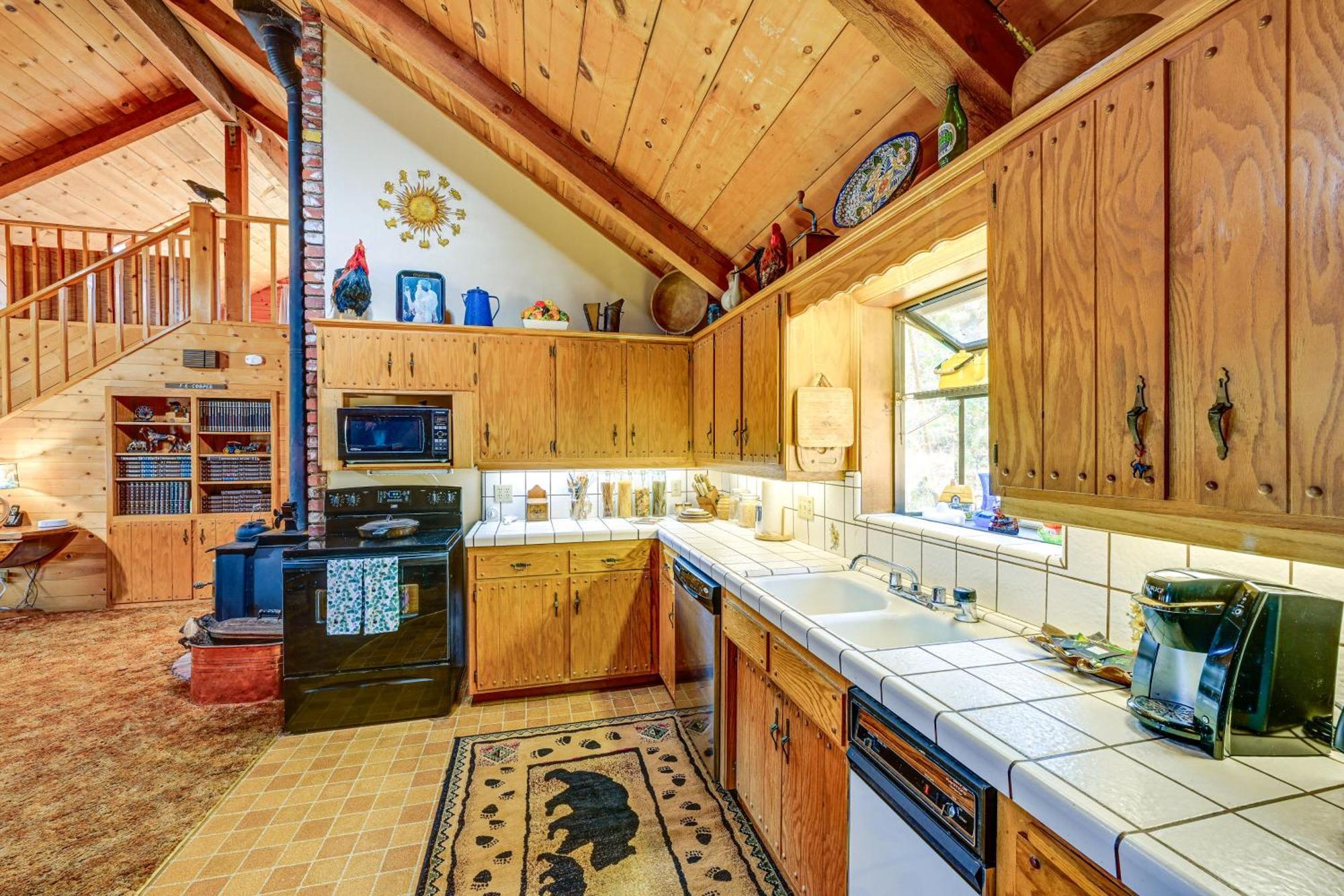 Cozy Family-Friendly Badger Retreat With Fireplace! Екстериор снимка